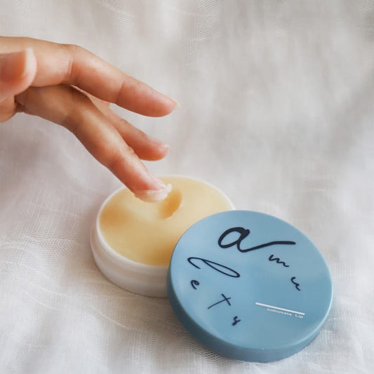 amulets inthimateLip エミュレーツ インティメイトリップ