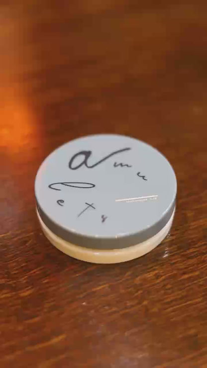 amulets inthimateLip エミュレーツ インティメイトリップ